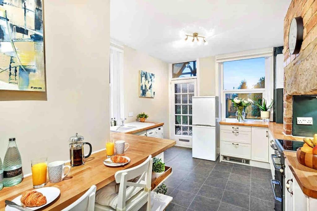 The Stanley Suite 1 Bedroom Apt Dog Friendly Patio Harrogate Ngoại thất bức ảnh