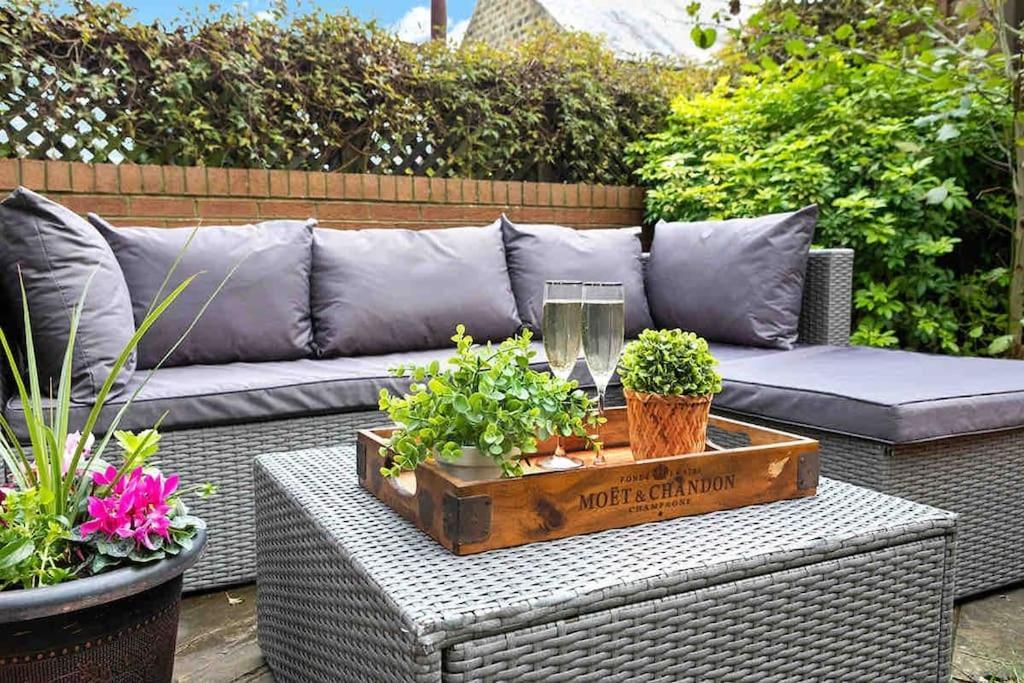 The Stanley Suite 1 Bedroom Apt Dog Friendly Patio Harrogate Ngoại thất bức ảnh
